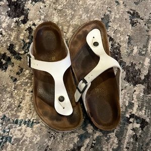 Birkenstock Gizeh Sandal white leather small buckle - size 38